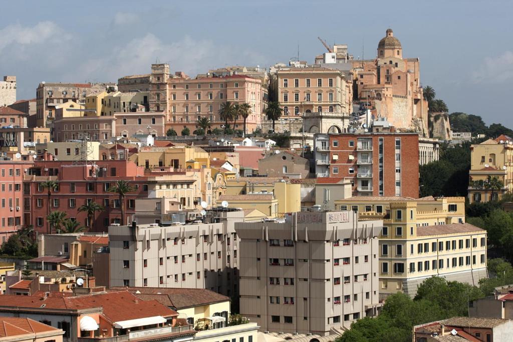 Bed And Breakfast Del Fiore กาญารี ภายนอก รูปภาพ
